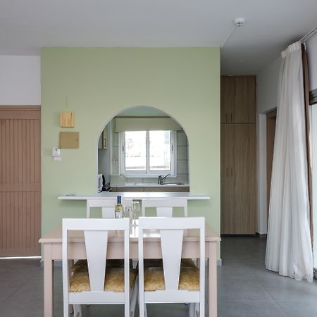 Pandream Hotel Apartments Paphos Bagian luar foto