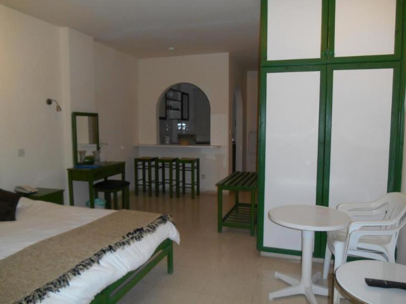 Pandream Hotel Apartments Paphos Ruang foto