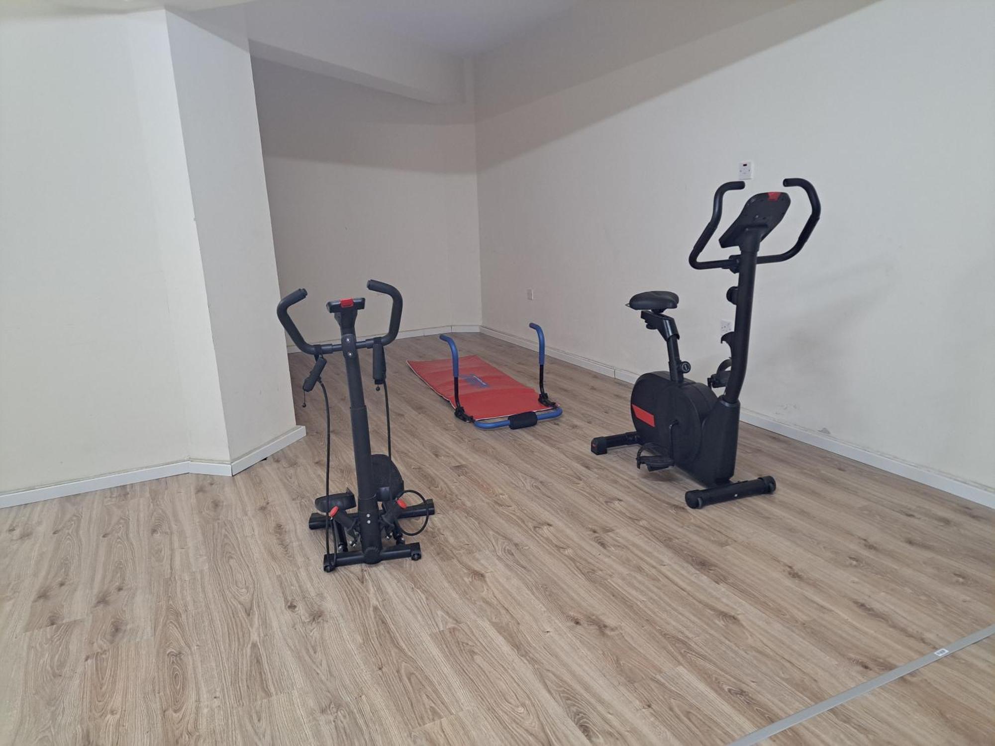 Pandream Hotel Apartments Paphos Bagian luar foto