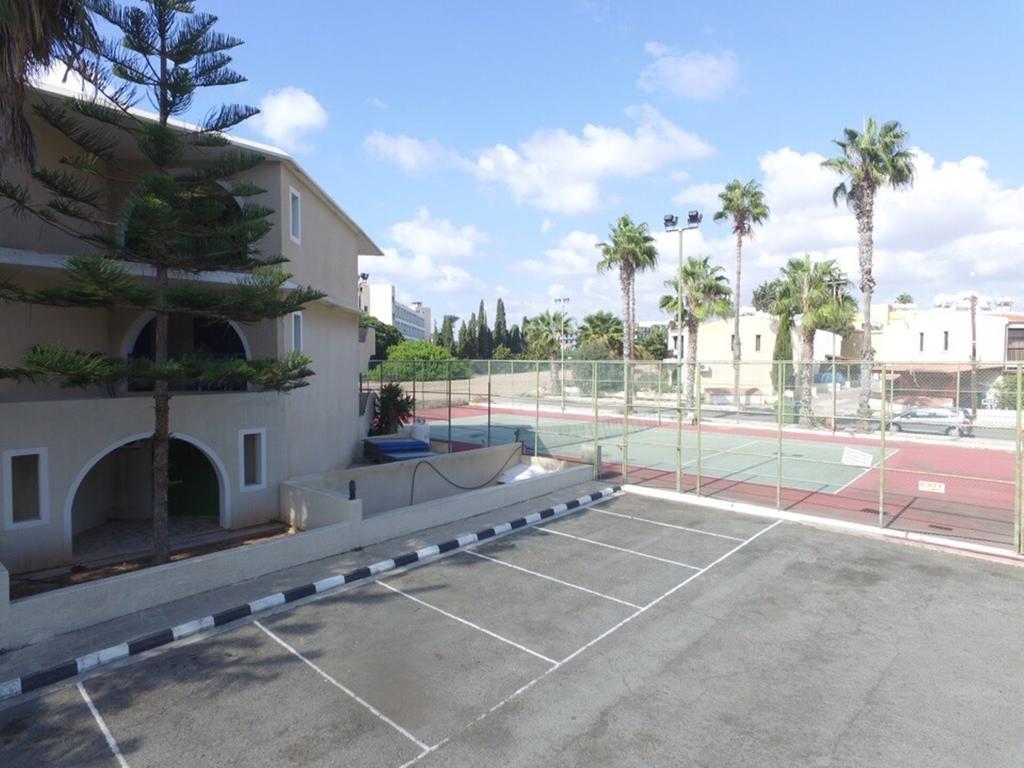 Pandream Hotel Apartments Paphos Bagian luar foto